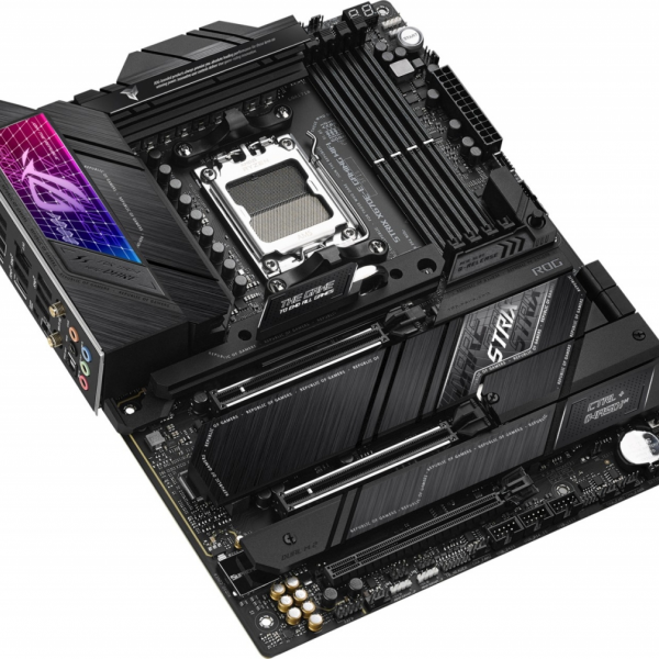 ASUS ROG STRIX X670E-E GAMING WIFI, DDR5, SATA3, USB3.2Gen2x2, DP, WiFi, AM5 ATX