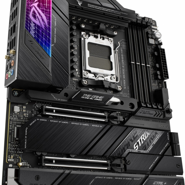 ASUS ROG STRIX X670E-E GAMING WIFI, DDR5, SATA3, USB3.2Gen2x2, DP, WiFi, AM5 ATX