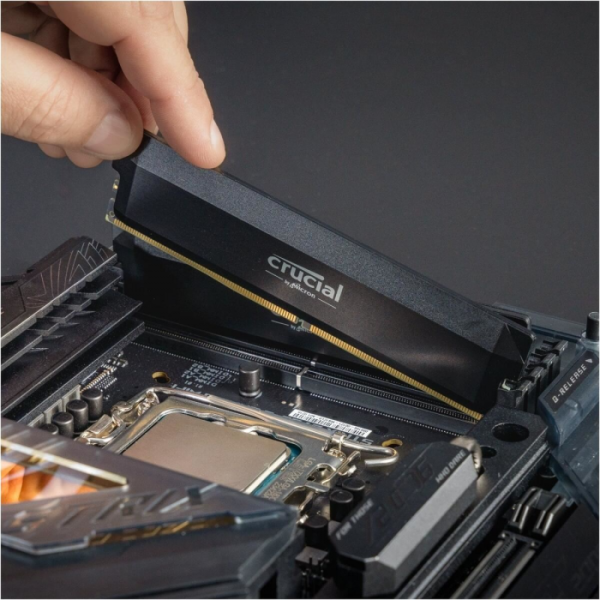 Crucial Pro 16GB DDR5-6400 UDIMM CL38, 1.35V