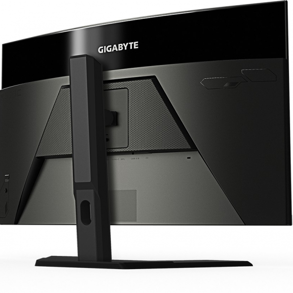 GIGABYTE M32QC 31,5'' Gaming QHD IPS ukrivljen monitor, 2560 x 1440, 1ms, 170Hz