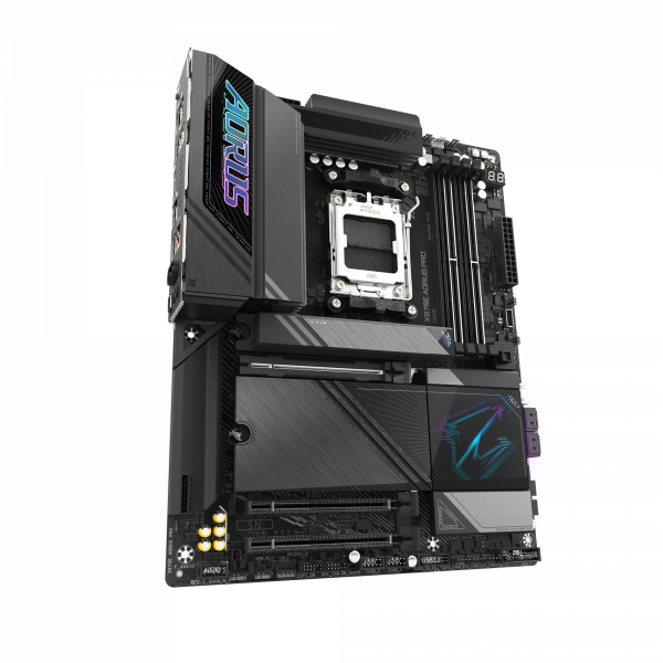 GIGABYTE X870E AORUS PRO, DDR5, SATA3, USB4, DP, 2.5GbE, WiFi 7, AM5 ATX