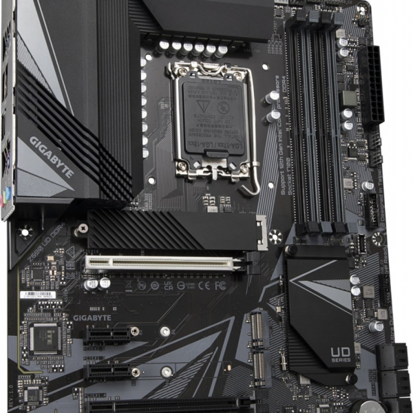 GIGABYTE Z690 UD DDR4, DDR4, SATA3, USB3.2Gen2x2, DP, 2.5GbE, LGA1700 ATX