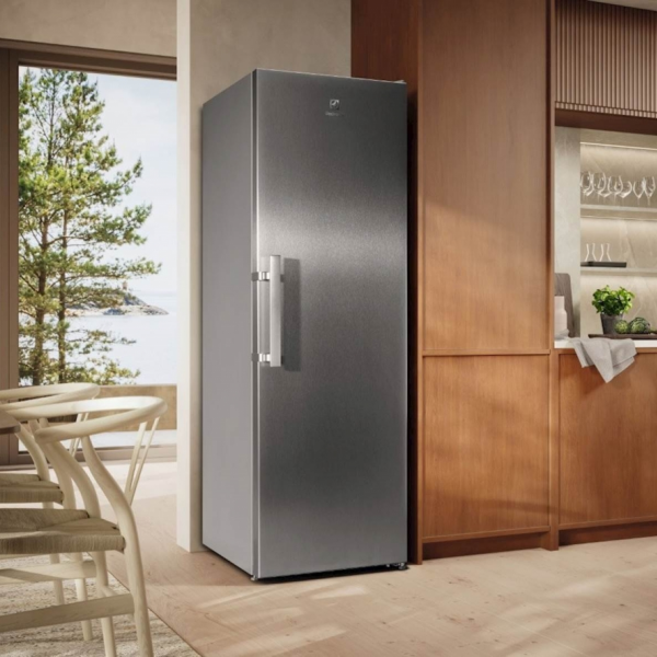 Hladilnik Electrolux LRS3DE39U, enovrtani, 186 cm