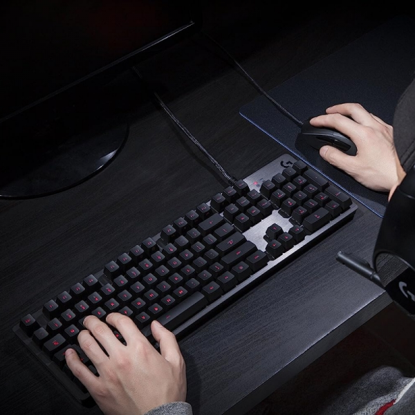 Logitech USB gaming mehanska tipkovnica G413 karbon, črna SLO gravura