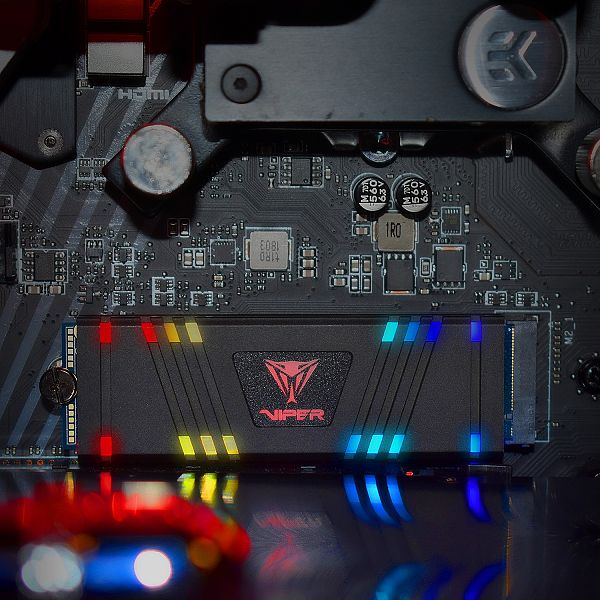 Patriot Viper VPR400 RGB 1TB M.2 NVMe PCIe Gen4 x 4