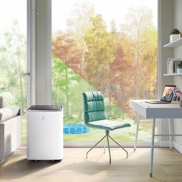 Prenosna klima Electrolux EXP26U338HW, hlajenje + gretje