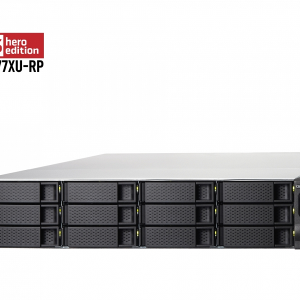 QNAP NAS 2U rack strežnik za 12 diskov, 32GB ram, 10Gb mreža,