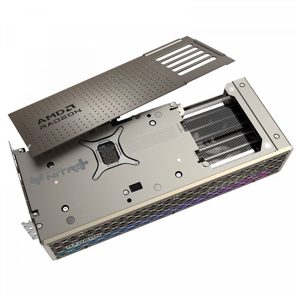 SAPPHIRE NITRO+ Radeon RX 9070 XT 16GB GDDR6 OC ARGB gaming grafična kartica