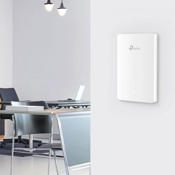 TP-LINK EAP615 AX1800 Wi-Fi Dual band stenska brezžična dostopna točka