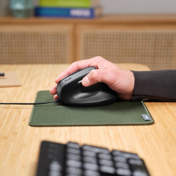 TRUST Bayo 2 ergonomska miška USB