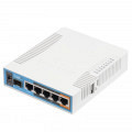 MIKROTIK hAP ac RB962UIGS-5HACT2HNT Dual Band PoE 5-port gigabit brezžična dostopna točka