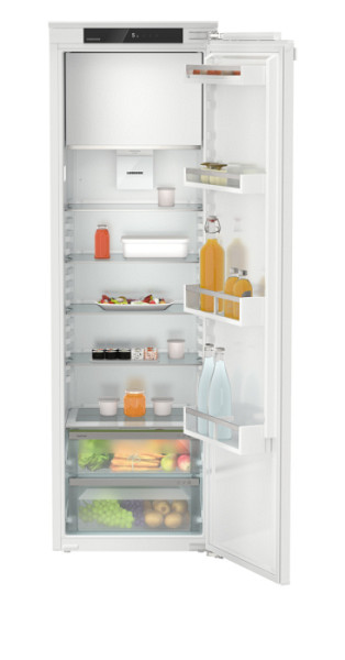 Vgradni hladilnik s sistemom EasyFresh