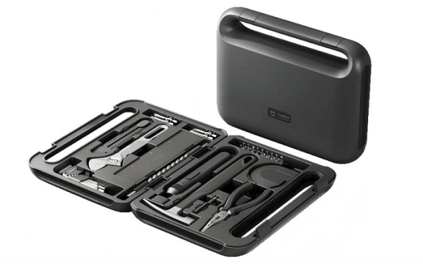 Xiaomi Mija Tool kit, Električni izvijač, kladivo, nastavljiv ključ, klešče, merilni trak, olfa nož