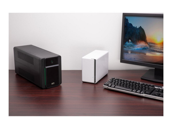 APC Easy UPS BVX 1600VA 230V IEC