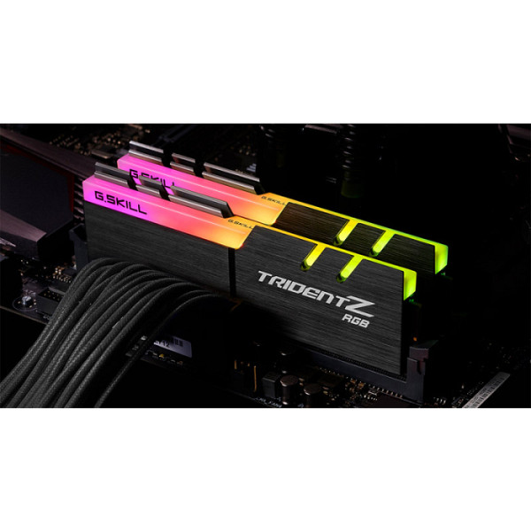 RAM DDR4 16GB Kit (2x 8GB) PC4-28800 3600MT/s CL18 1.35V, G.SKILL Trident Z RGB
