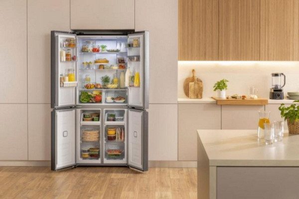 Gorenje 4-vratni hladilnik NRM819E61BX H:286L, Z:149L,1900x794x650mm, črn