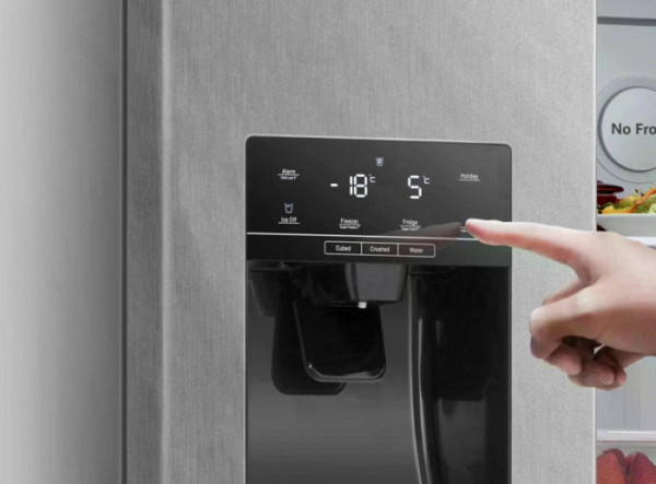Hisense ameriški hladilnik SBS RS650N4AC2 C, 179,1 cm, H: 334 l, Z:165