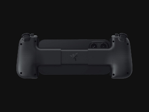 Igralni plošček Razer Kishi V2, USB-C, Android, iPhone 15/16