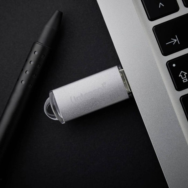 Intenso 256GB Jet Line USB 3.2 70MB/s spominski ključek - siv