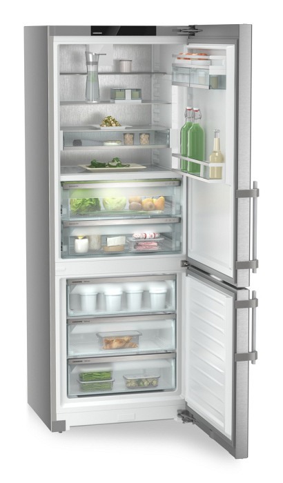 Kombinirani hladilnik z zamrzovalnikom s sistemom BioFresh in NoFrost
