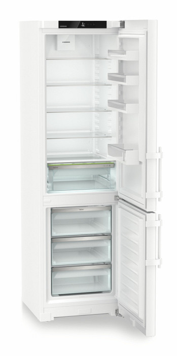 Kombinirani hladilnik z zamrzovalnikom s sistemom EasyFresh in NoFrost
