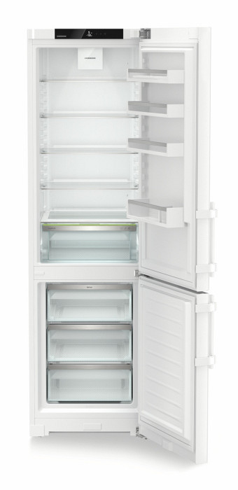 Kombinirani hladilnik z zamrzovalnikom s sistemom EasyFresh in NoFrost