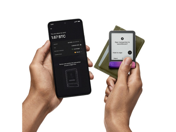 Ledger Flex z Recovery Key, denarnica za Bitcoin in druge kriptovalute, Crimson Magenta