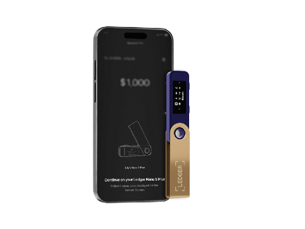 Ledger Nano S PLUS, denarnica za Bitcoin in druge kriptovalute, Ferro Fuchsia