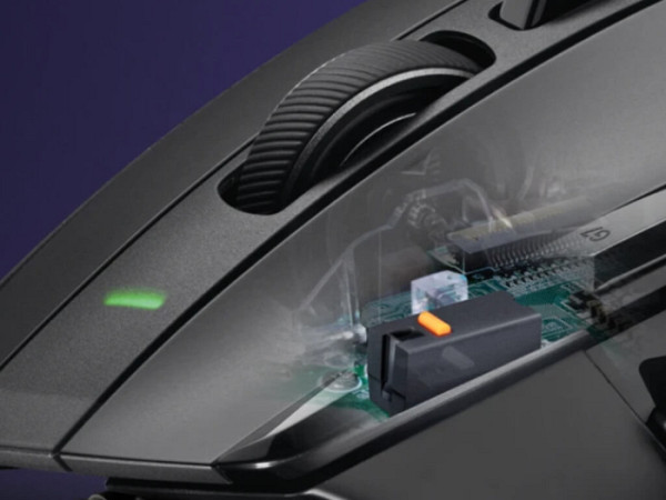 LOGITECH G502 X USB optična črna miška