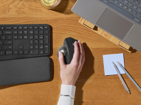 LOGITECH MX Ergo S brezžična Bluetooth USB optična grafitna miška