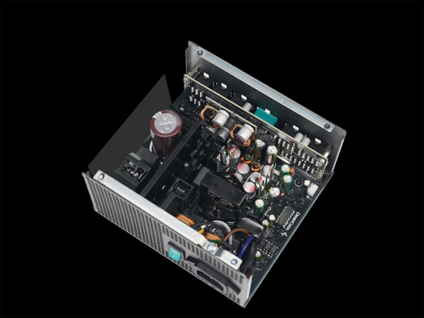 Napajalnik ATX Gamer Storm by DeepCool PN750M, 750W, Modularni, 12VHPWR, 80 PLUS Gold, črn