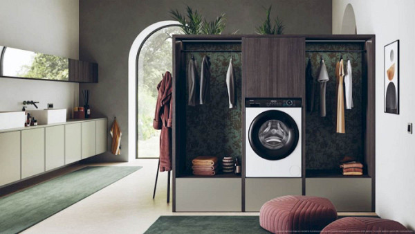 Pralni stroj HAIER HW80-B14939-S, 8kg, A