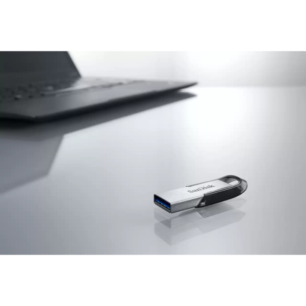SanDisk 256GB Ultra Flair USB-A 3.0 USB ključ (črn)