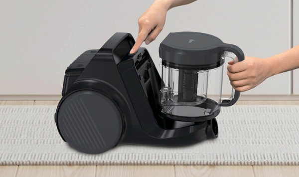 Sesalnik HOOVER HP210P 011, ciklon, 800 W + PET krtača
