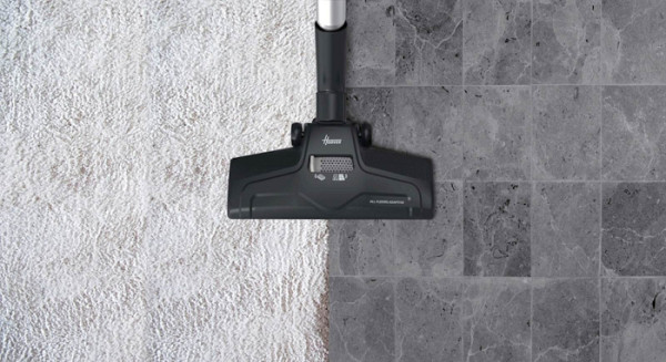 Sesalnik z vrečko HOOVER HE210P 011, 850 W + PET krtača