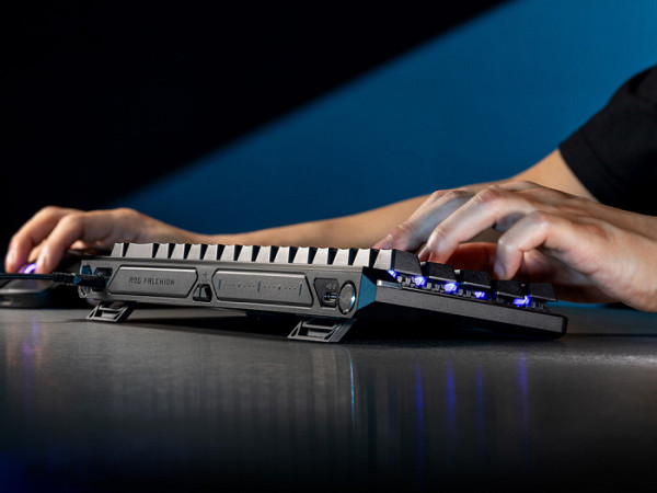 Tipkovnica ASUS ROG Falchion Ace HFX, ROG HFX Magnetic Analog, RGB, USB, črna, US