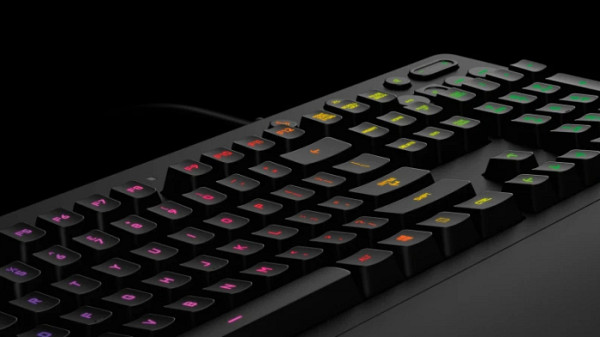 Tipkovnica Logitech G213 Prodigy Gaming, USB, SLO