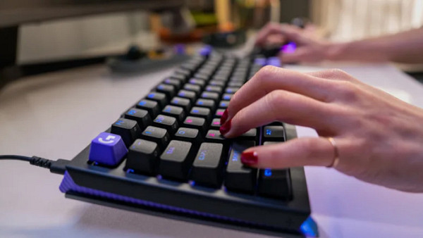 Tipkovnica Logitech G512 X 98, TACTILE, SLO g.