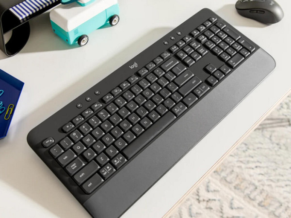 LOGITECH K650 SIGNATURE Bluetooth keyboard - GRAPHITE - SLO-g