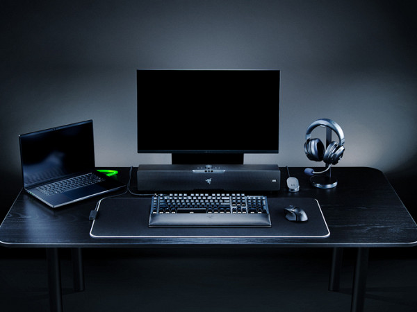 Tipkovnica Razer BlackWidow V4, zelena stikala, US SLO g.