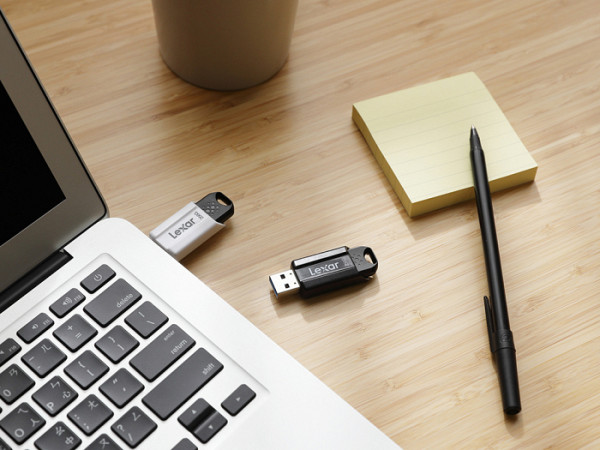 USB ključek Lexar JumpDrive S80, 128GB, USB 3.1, 150 MB/s